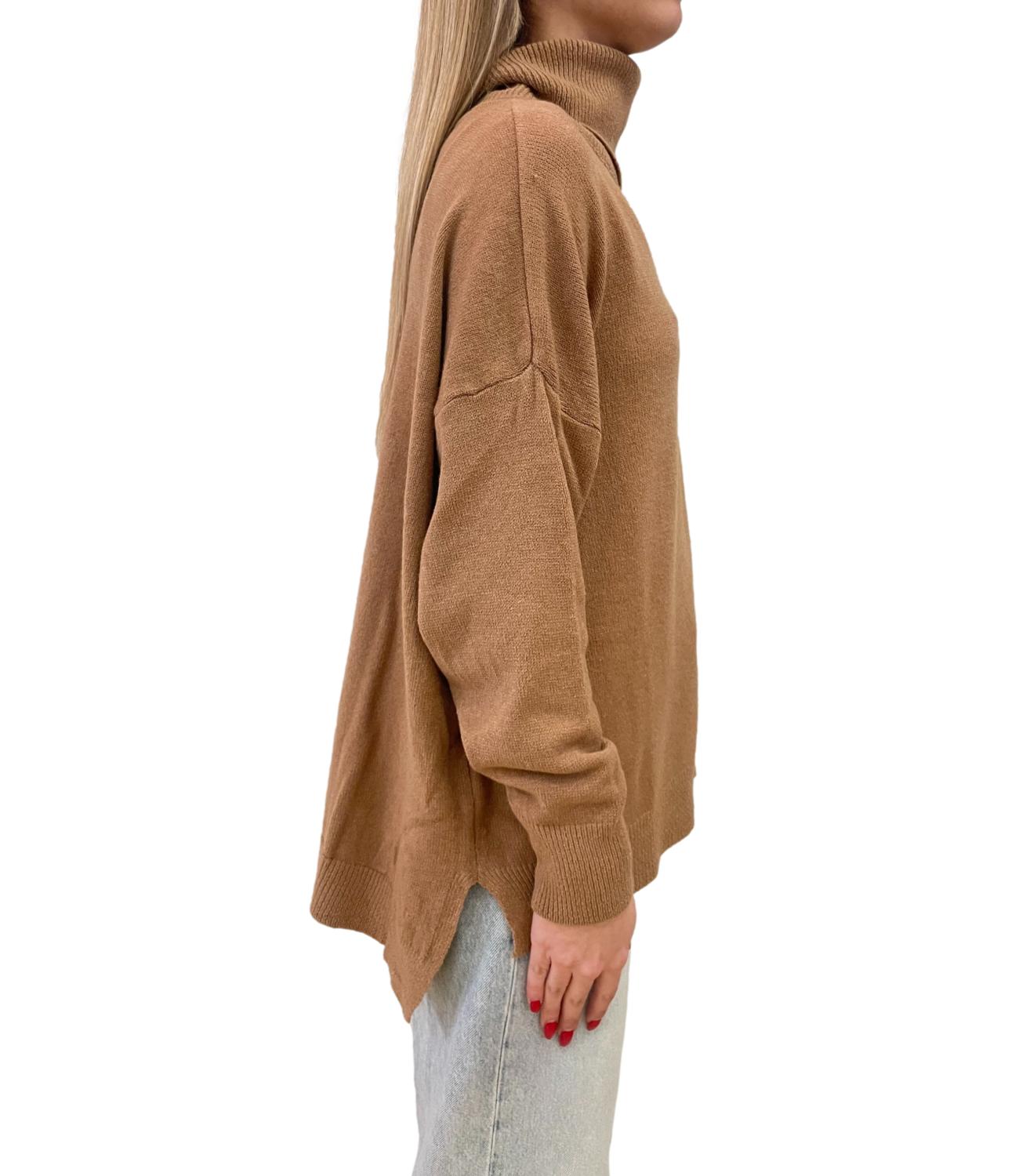 Le Streghe Maglia Collo Alto Cammello Donna