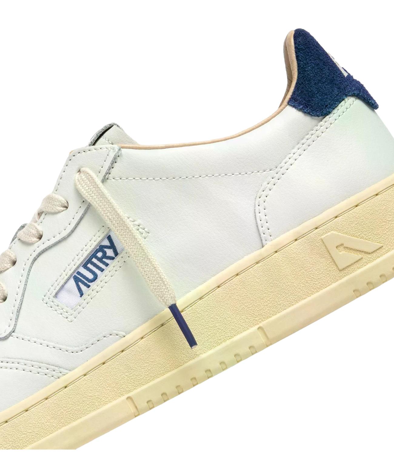 Sneaker Autry bianca in pelle con dettaglio blu Uomo