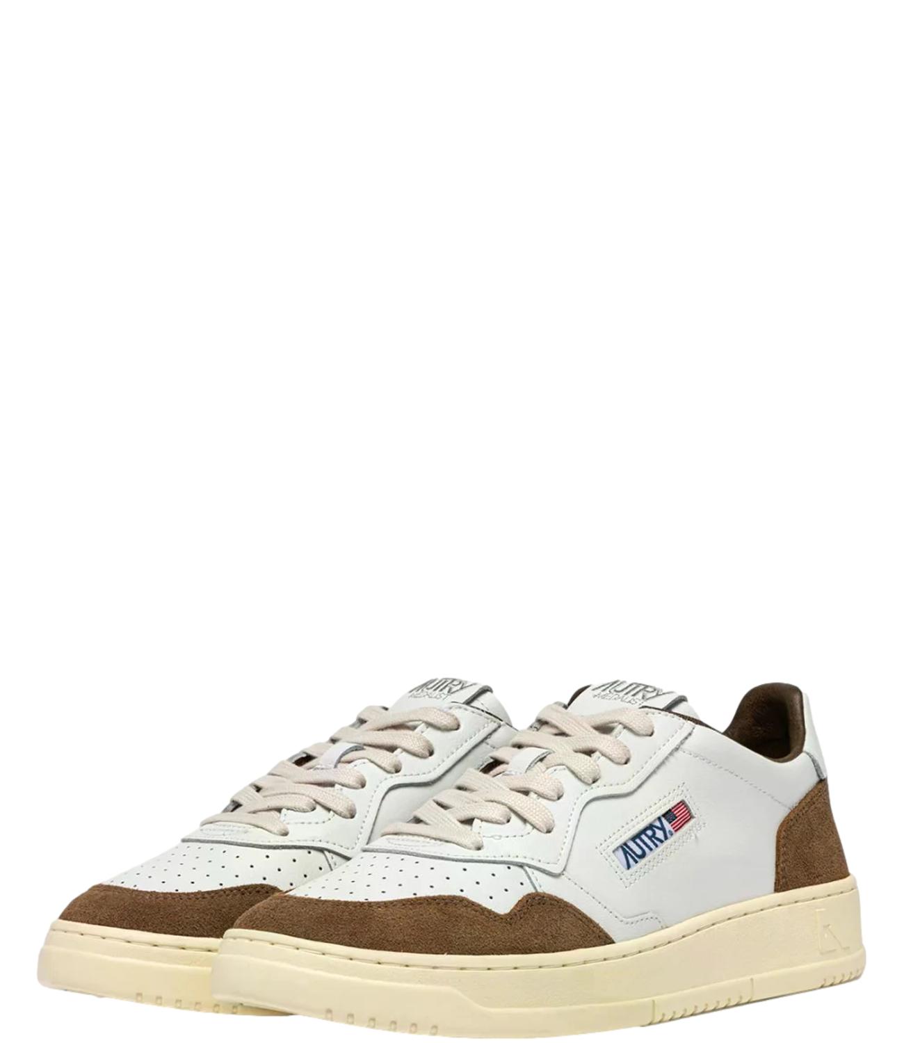 Sneaker Autry bianca e marrone con inserti in suede Uomo