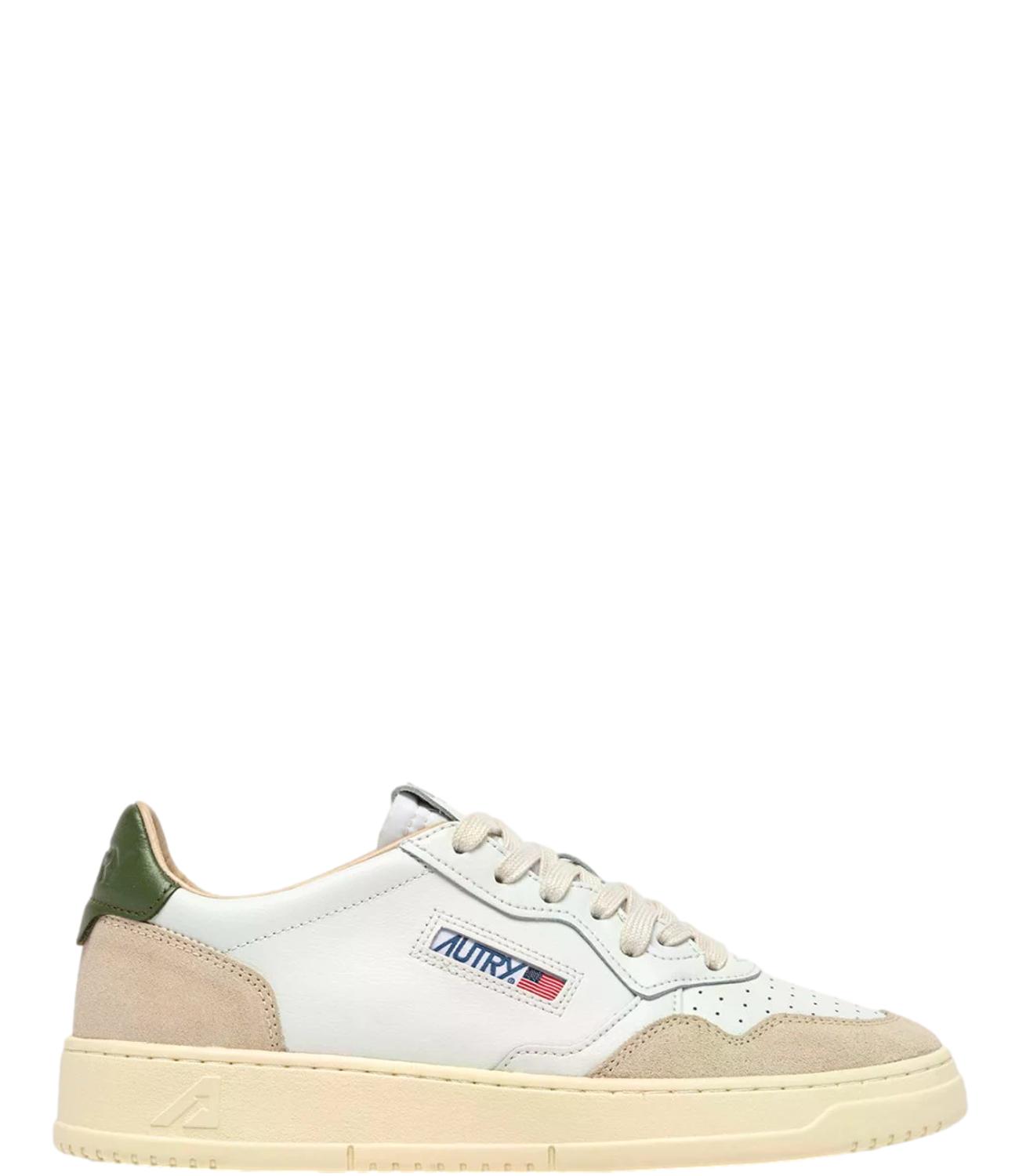 Sneaker Autry bianca e beige con dettaglio verde Uomo