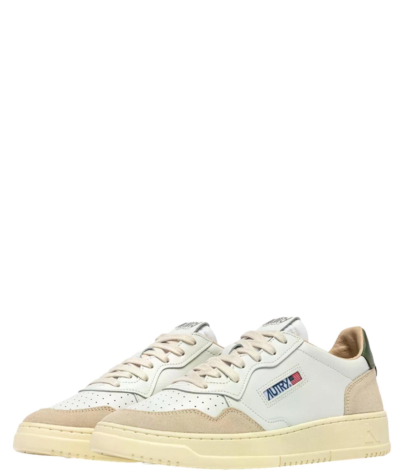 Sneaker Autry bianca e beige con dettaglio verde Uomo
