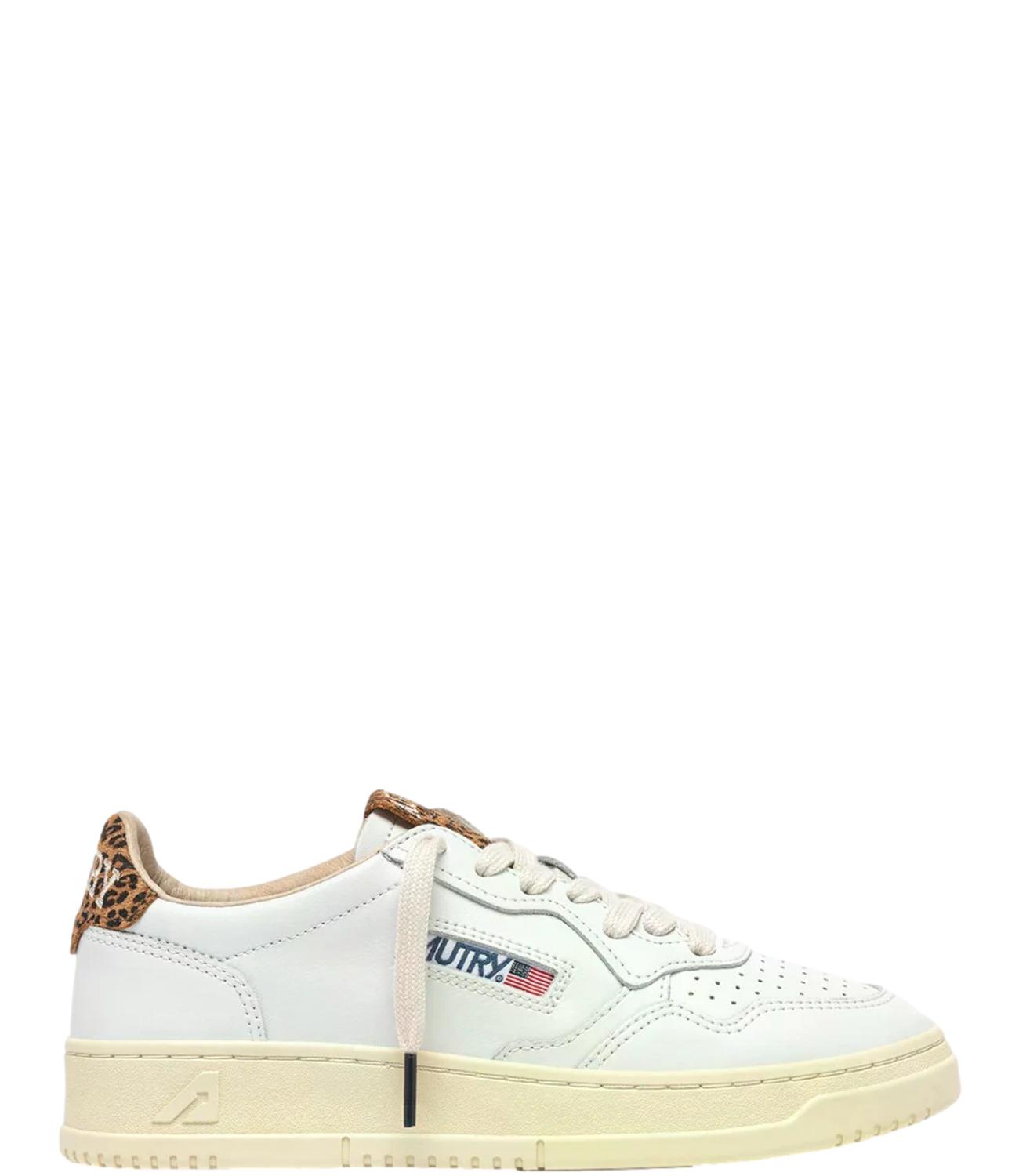Sneaker Autry bianca in pelle con dettagli animalier Donna
