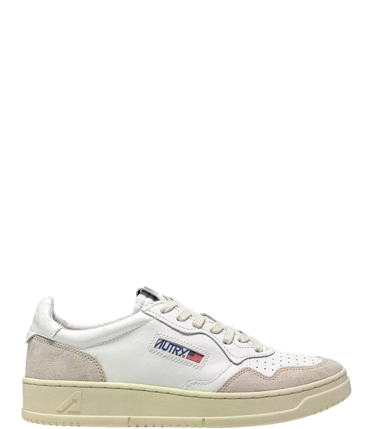 Sneaker Autry bianca e beige con inserti in suede Donna