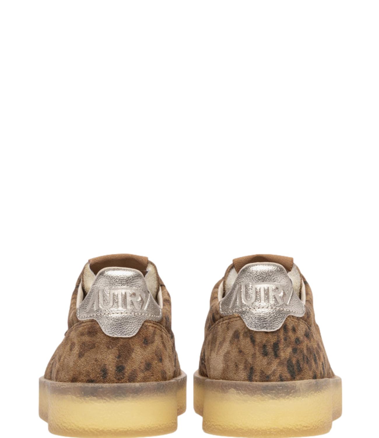 Sneaker Autry marrone in suede con stampa animalier e dettaglio metallizzato