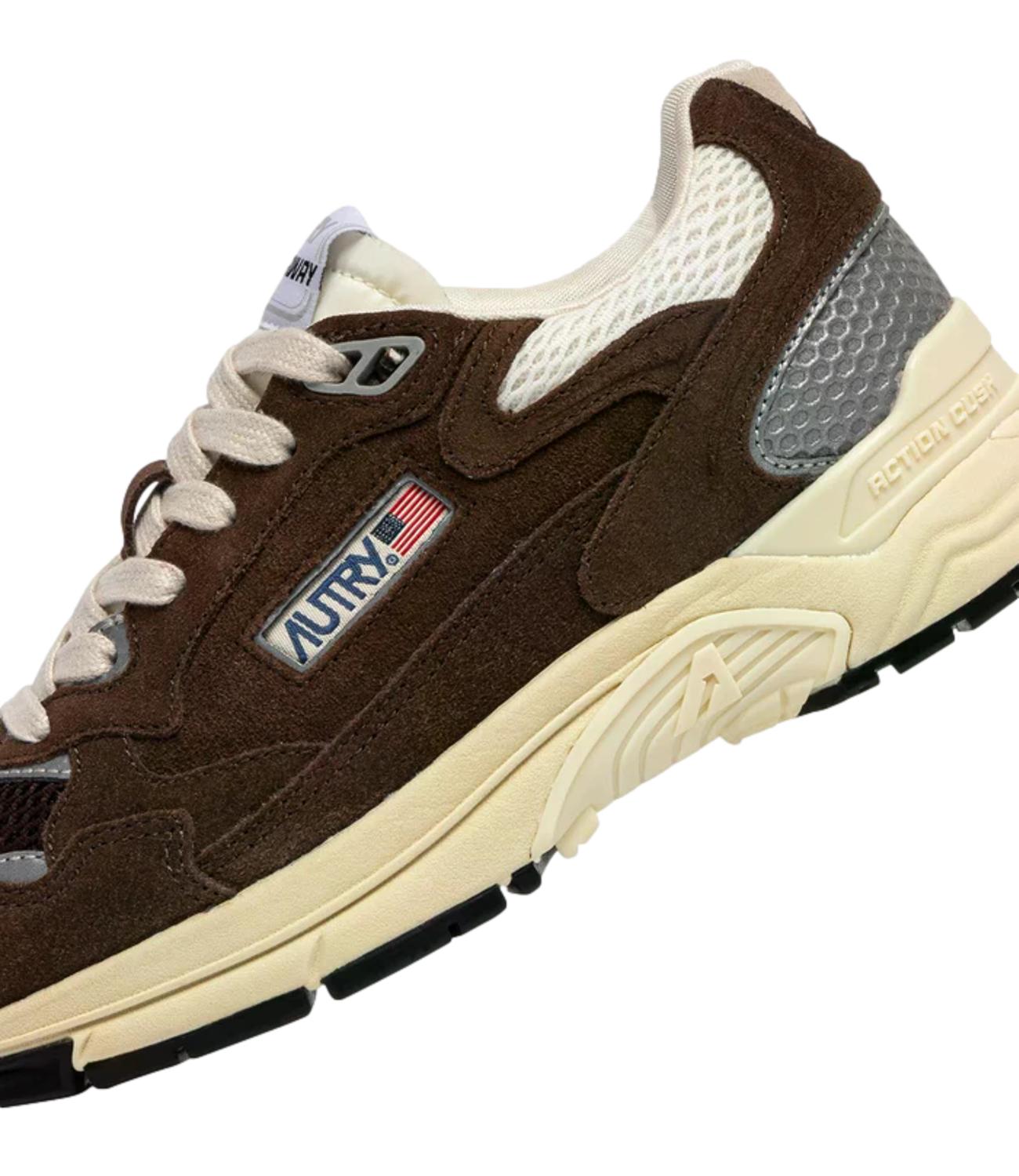 Sneaker Autry marrone in suede e mesh con suola chunky