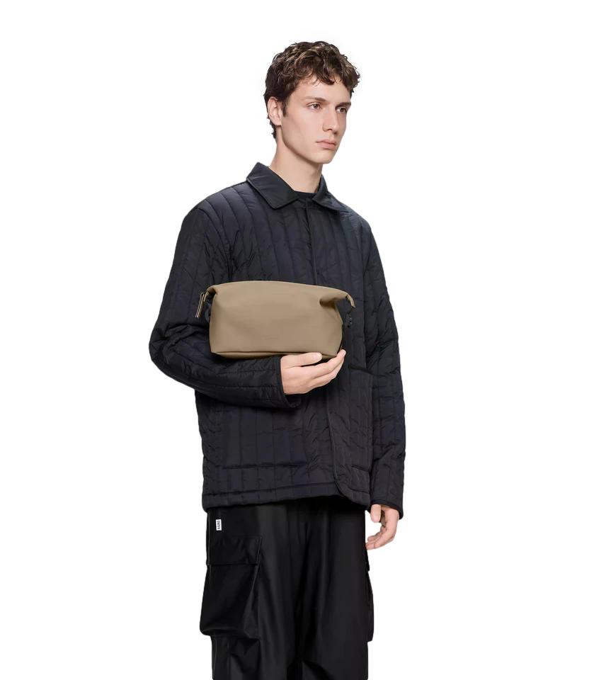 Rains Hilo Wash Bag Cinder beige roseo