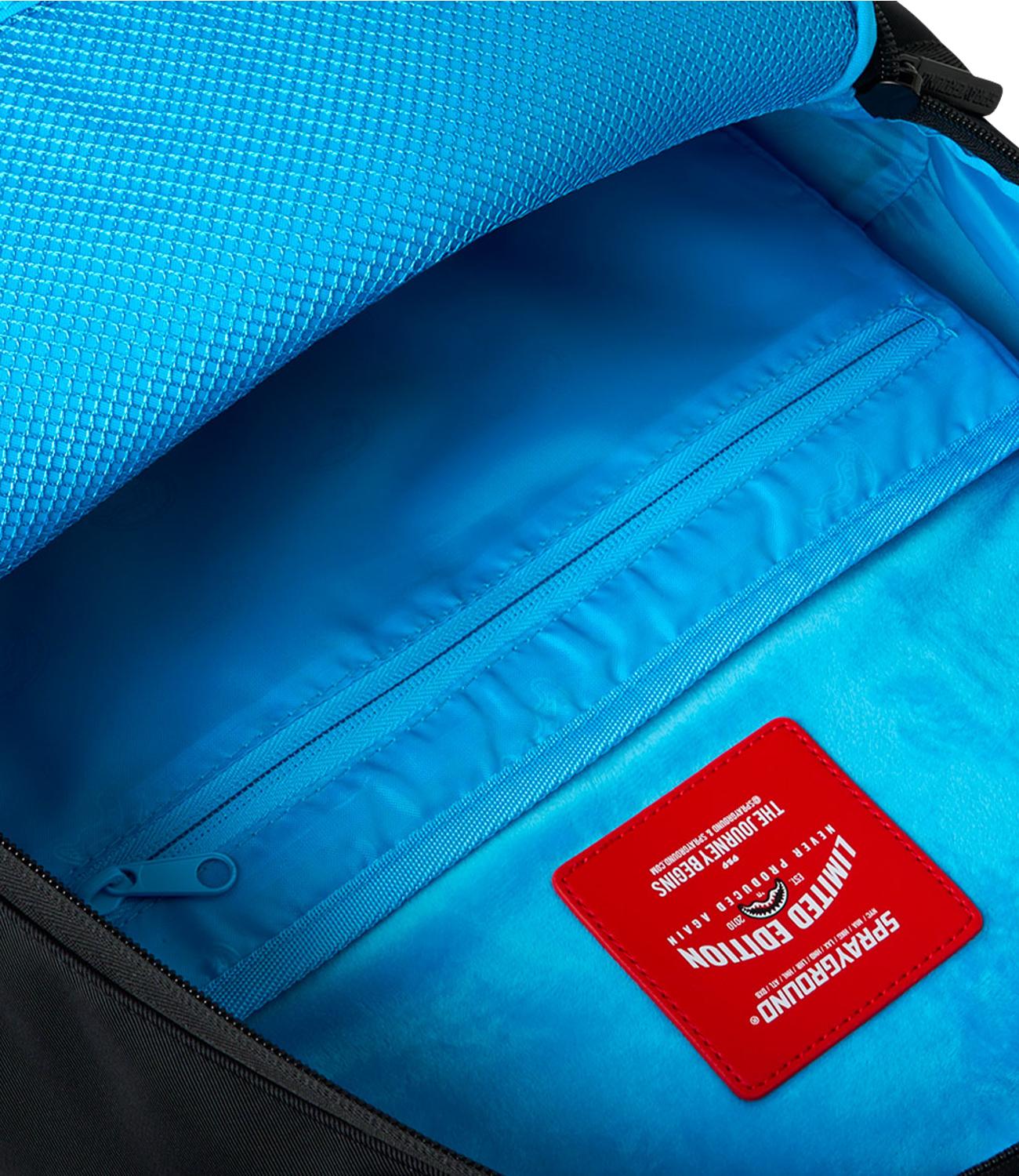 Shark Central Light Blue black