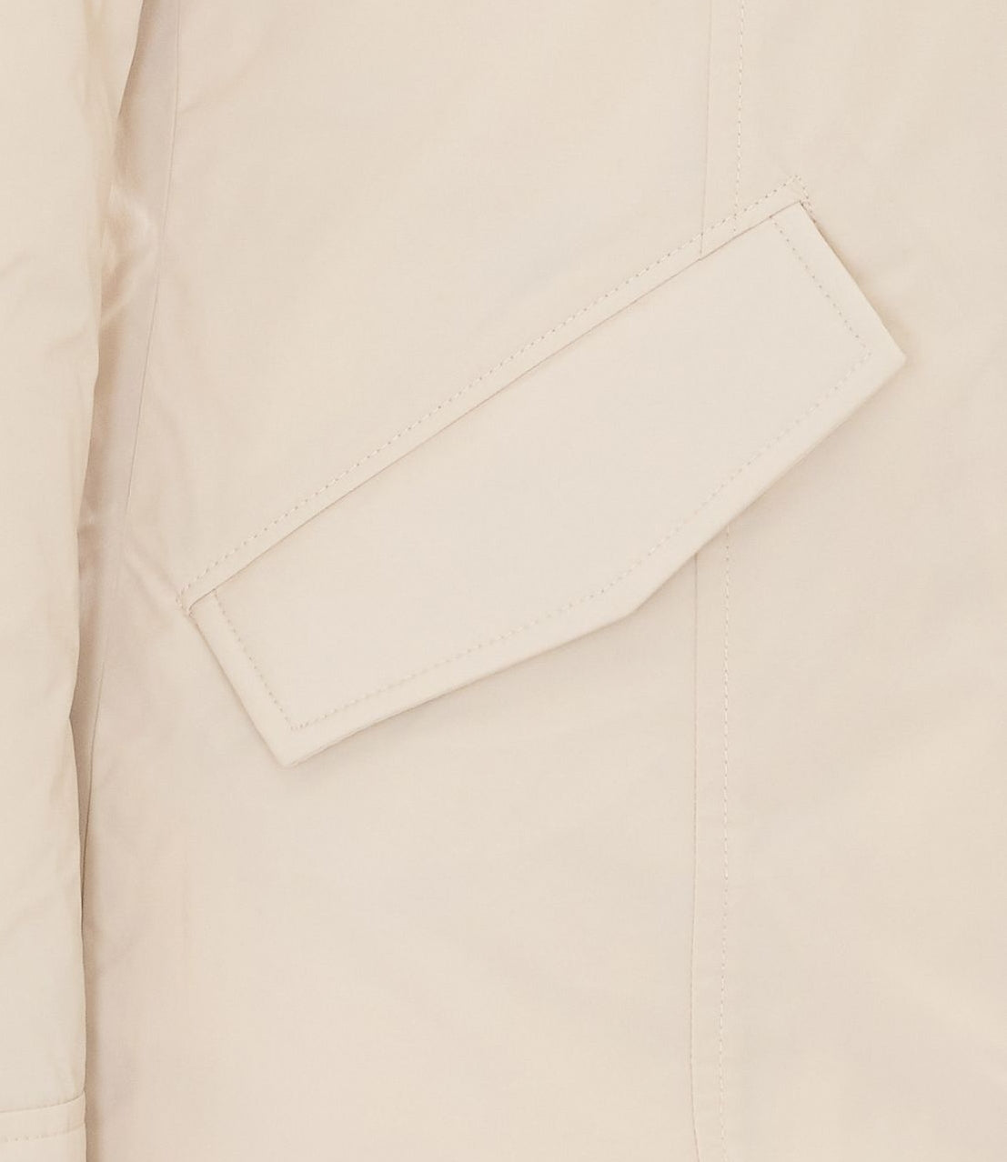 Woolrich Giubbino Luxury Arctic Raccoon Parka Milky Cream Donna