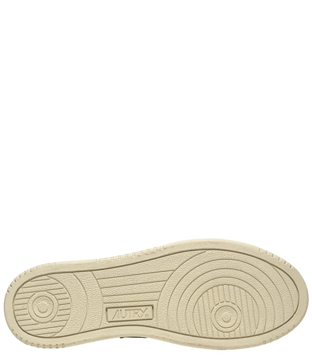 MEDALIST LOW MAN