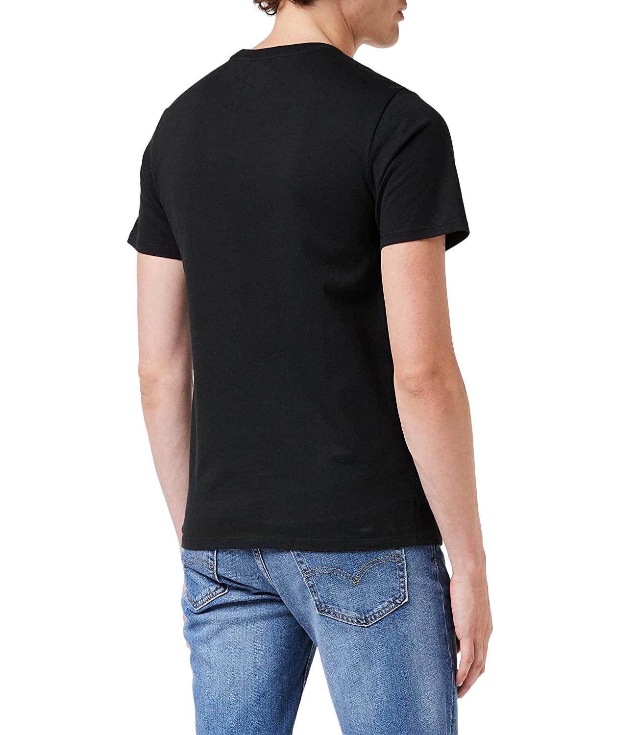 T-shirt nera Levi's uomo con logo mini sul petto